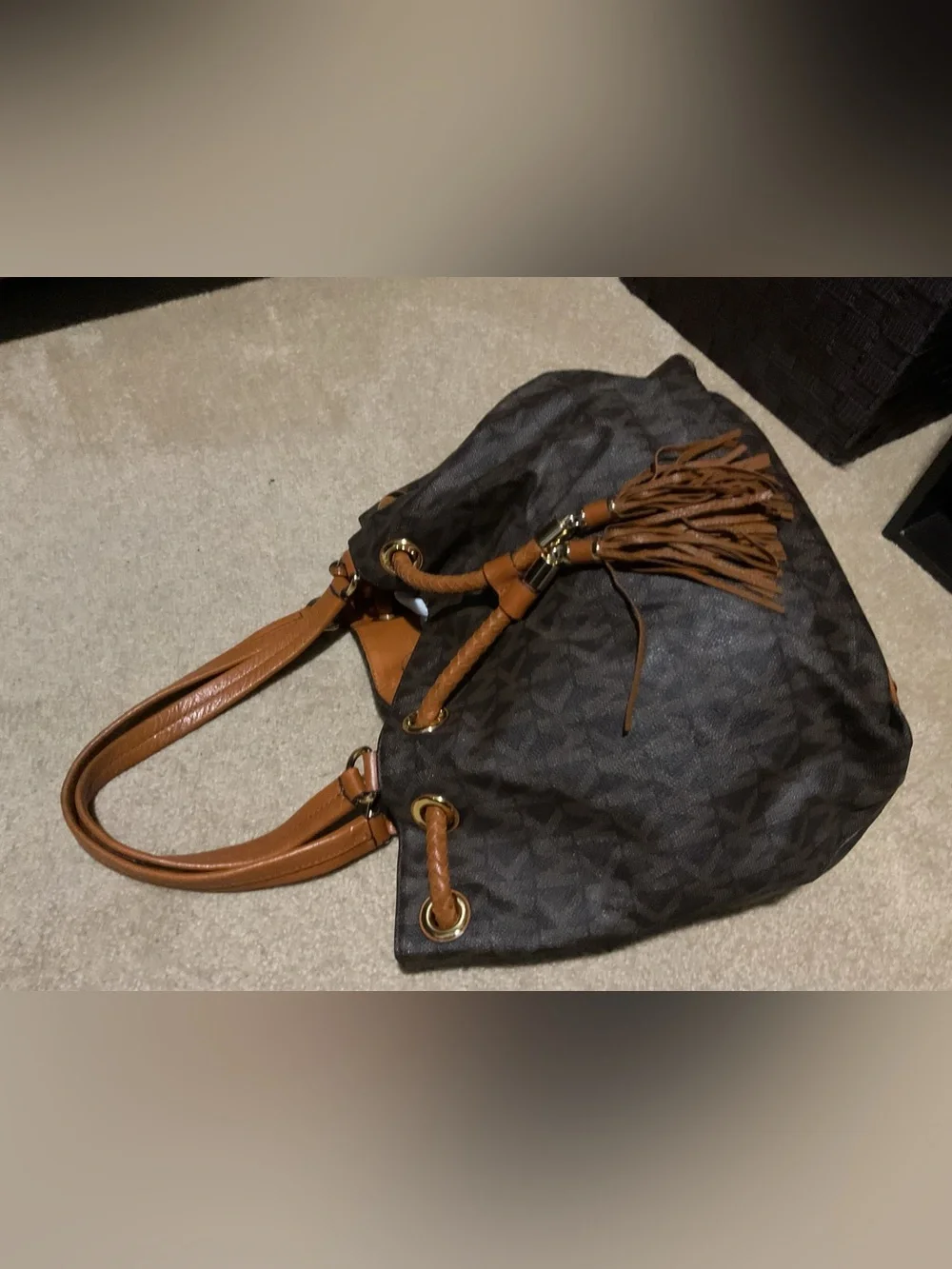 Michael Kors Bucket Bag